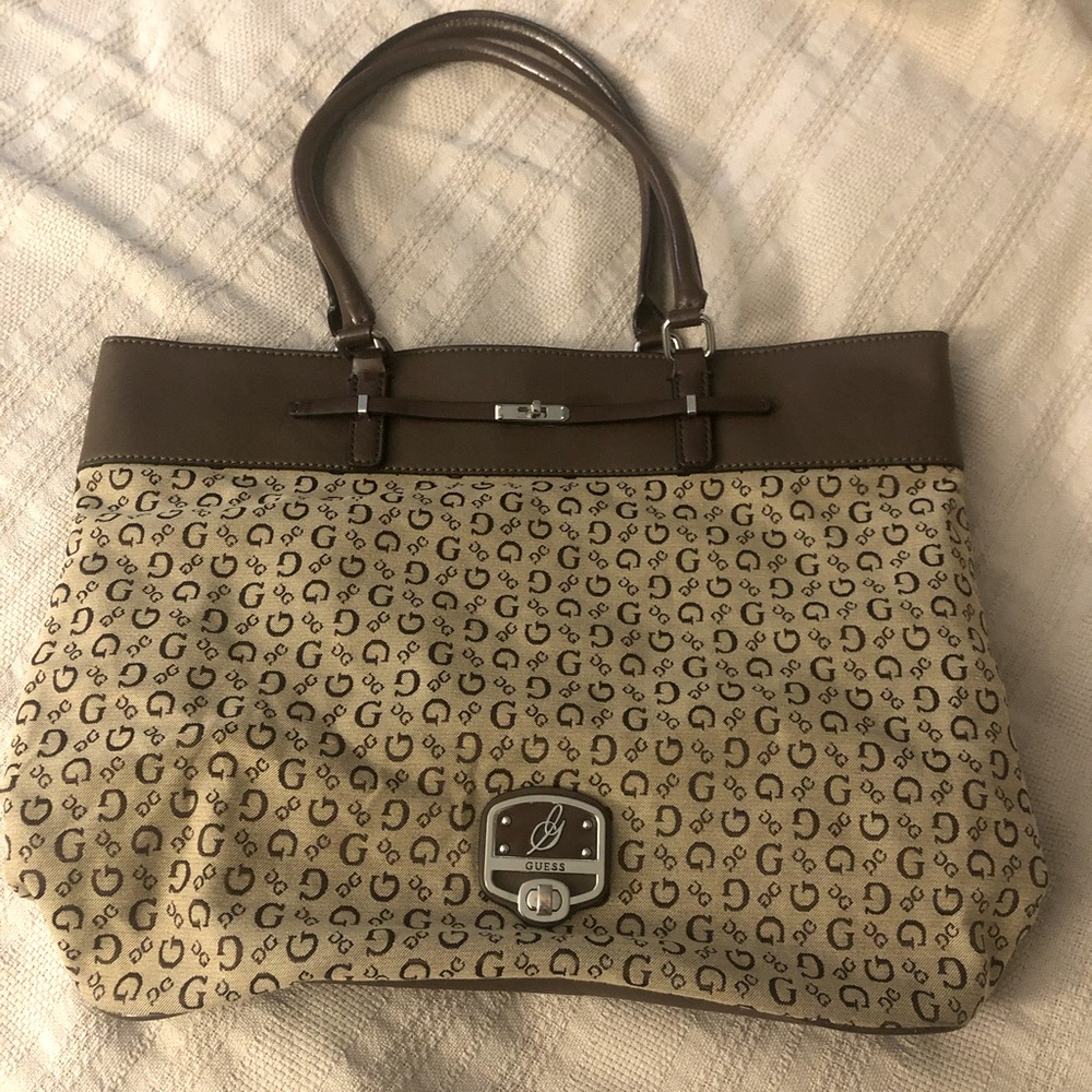 Guess Shoulder Bag